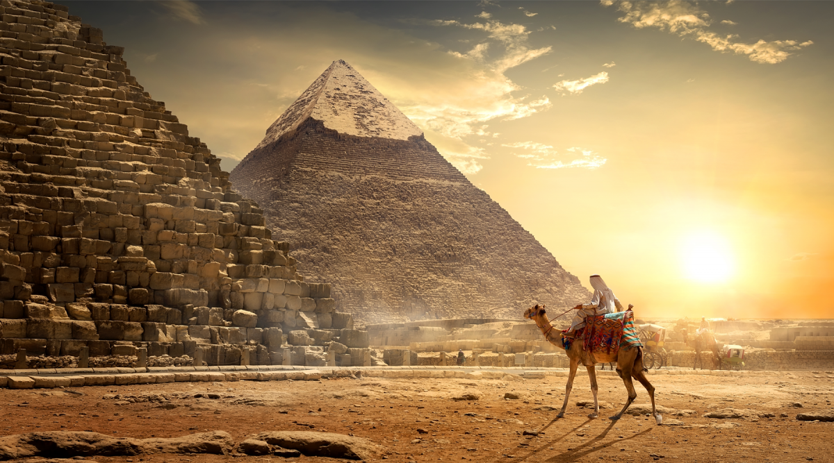 travel to egypt from london
